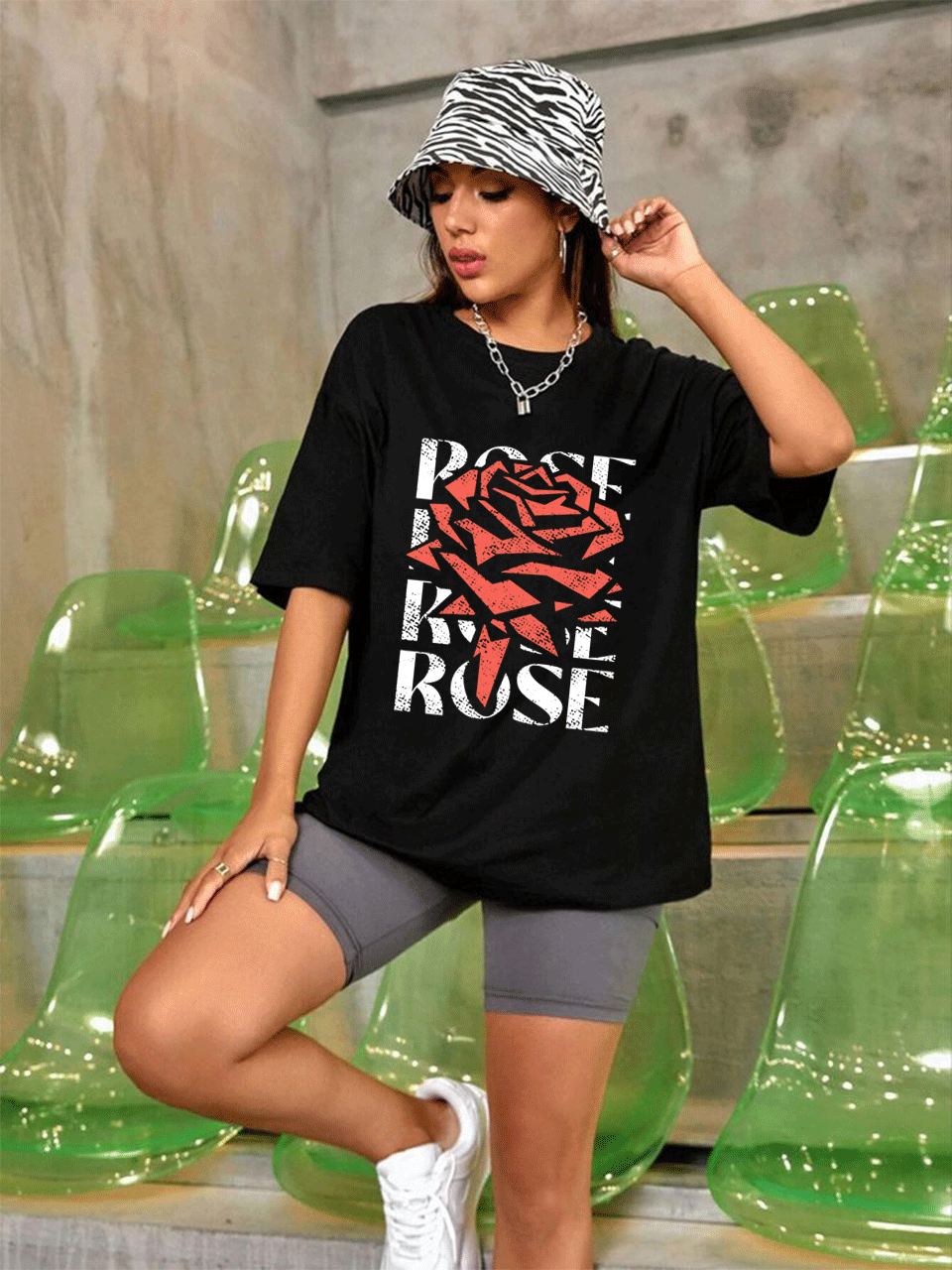 Rose Oversized Tshirt - Black