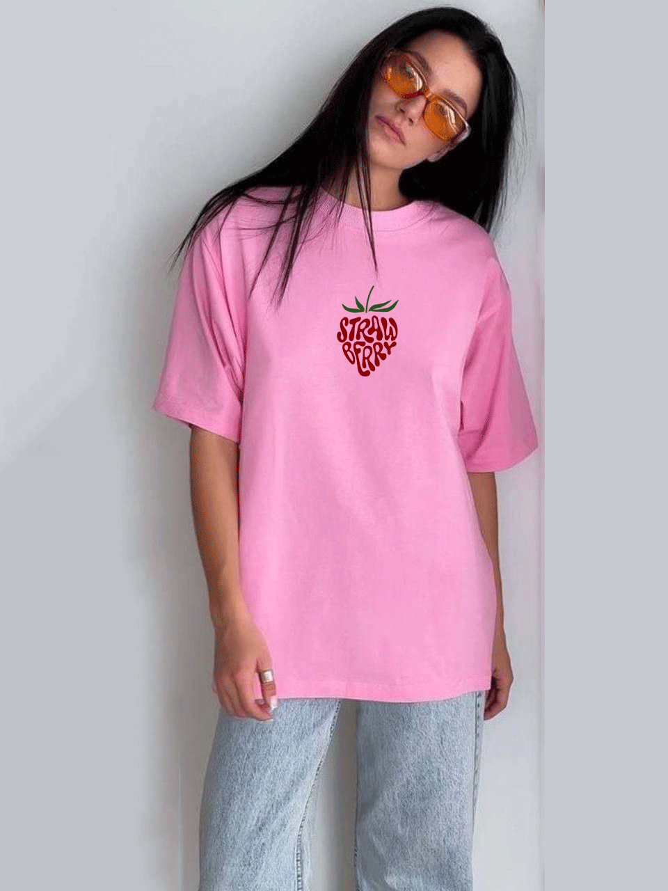 Strawberry Oversized Tshirt - Pink