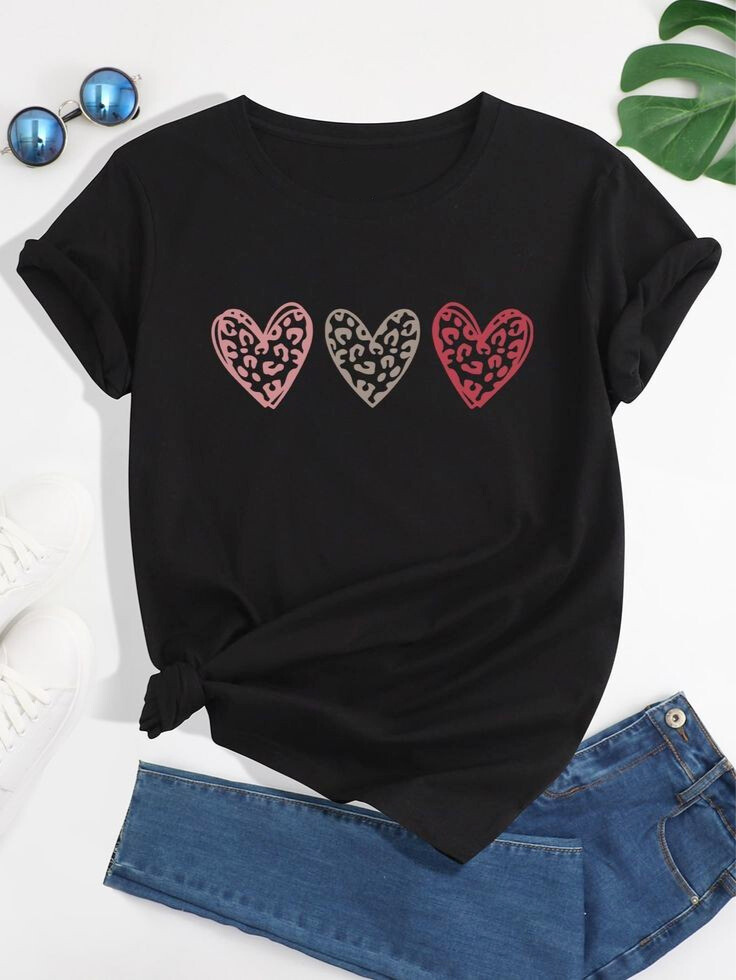 Cheetah Hearts Tshirt - Black
