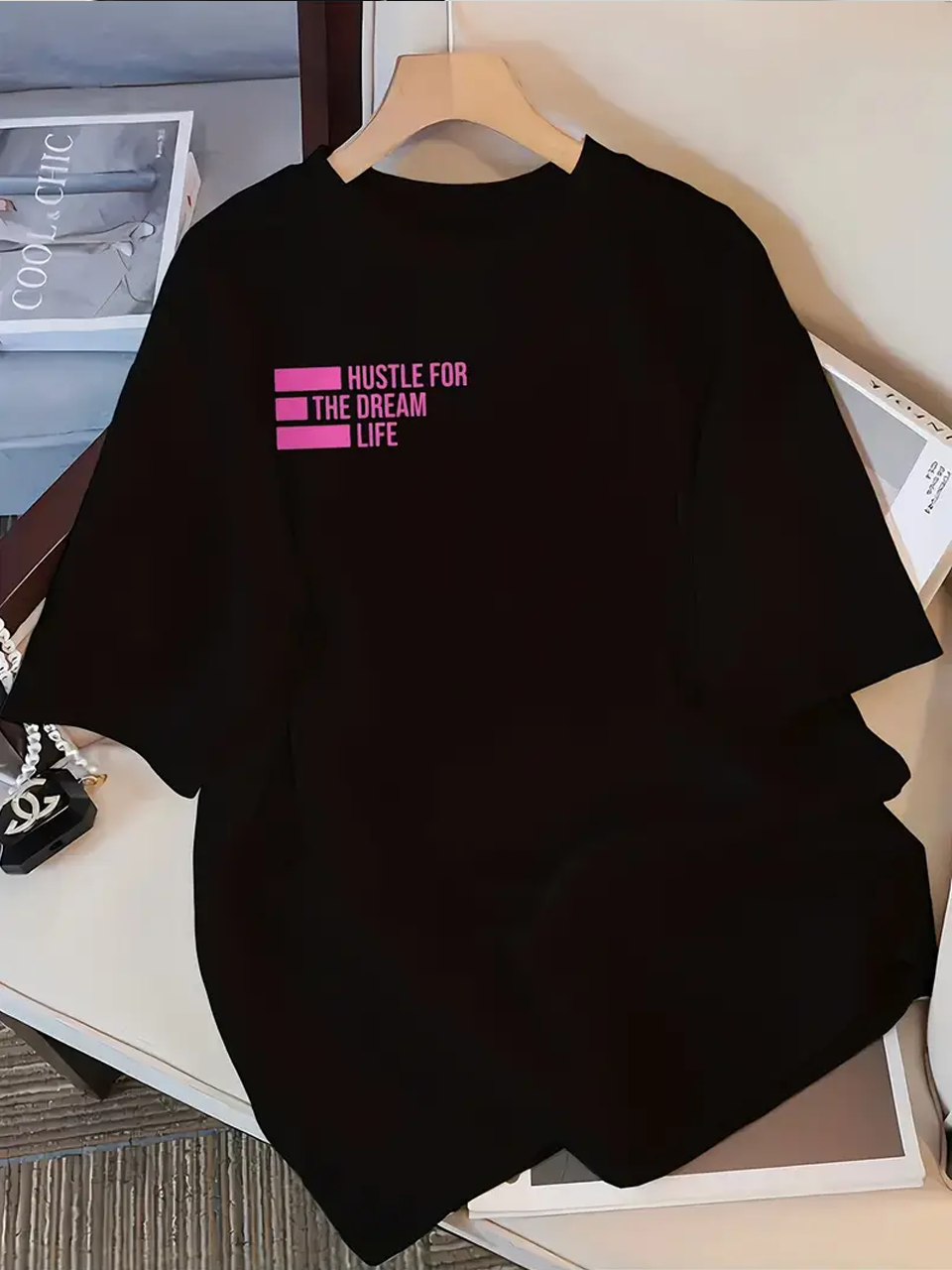 Hustle Pocket Oversized Tshirt - Black