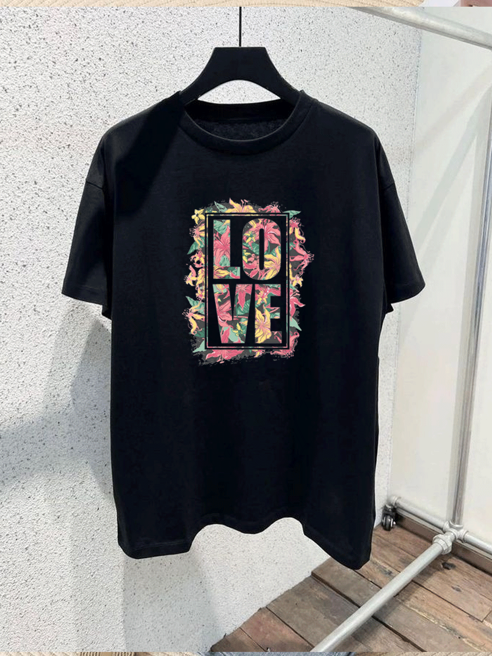 Love Printed Tshirt Black Rosh Gallery